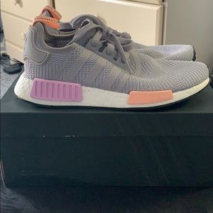 Women Adidas nmd NEVER WORN size 8 1/2